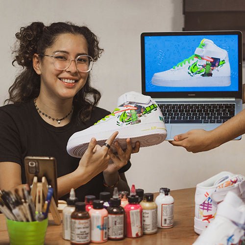 Curso en línea de personalización de tenis - Art Force Custom