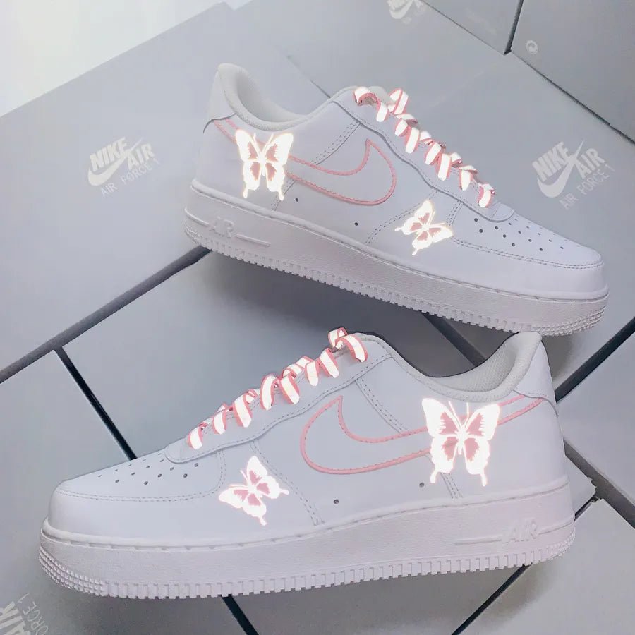Air Force 1 x Mariposa Rosa Reflectivo Air Force One Negro 29